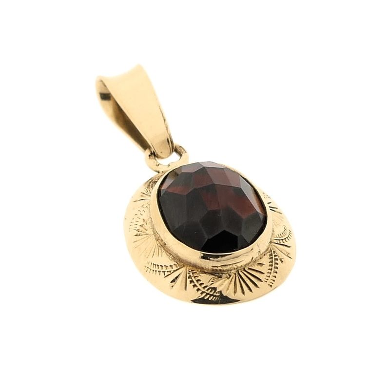 Image 4 of Vintage gold pendant with garnet