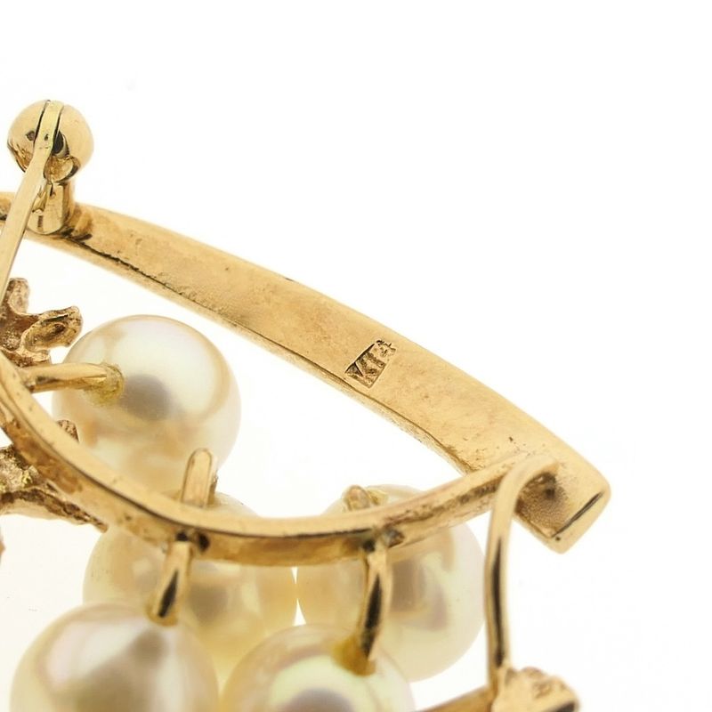 Image 6 of Vintage gold pendant/brooch with pearls