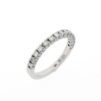 White gold ring set with 0.42 ct. diamonds | Carnation