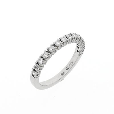 Image 1 of White gold ring set with 0.42 ct. diamonds | Carnation