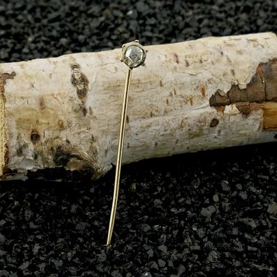 Image 2 of Gold lapel pin, tie pin with rose-cut diamond | Approx. 0.10 ct.