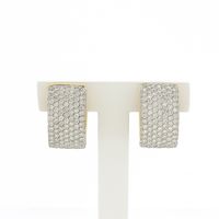 Gold stud earrings pavé set with diamonds