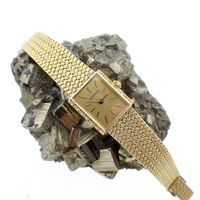 Jaeger LeCoultre; 18k gold ladies' watch