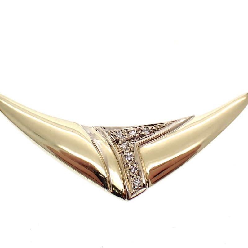 Image 5 of Gold necklace with fixed diamond pendant; 0.07 ct.