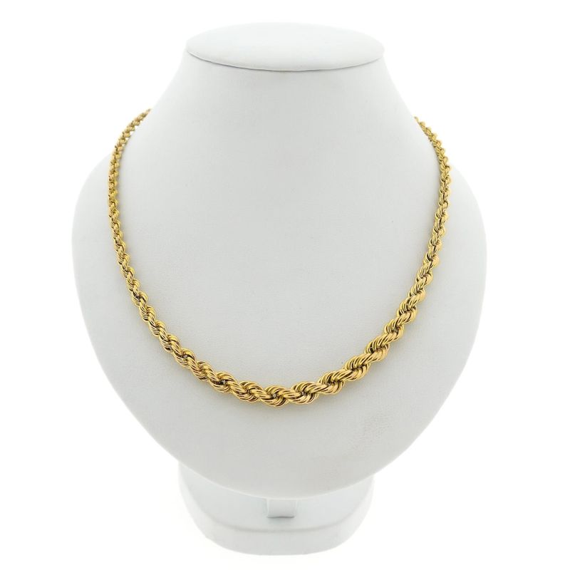 Image 1 of 8 carat twisted link chain