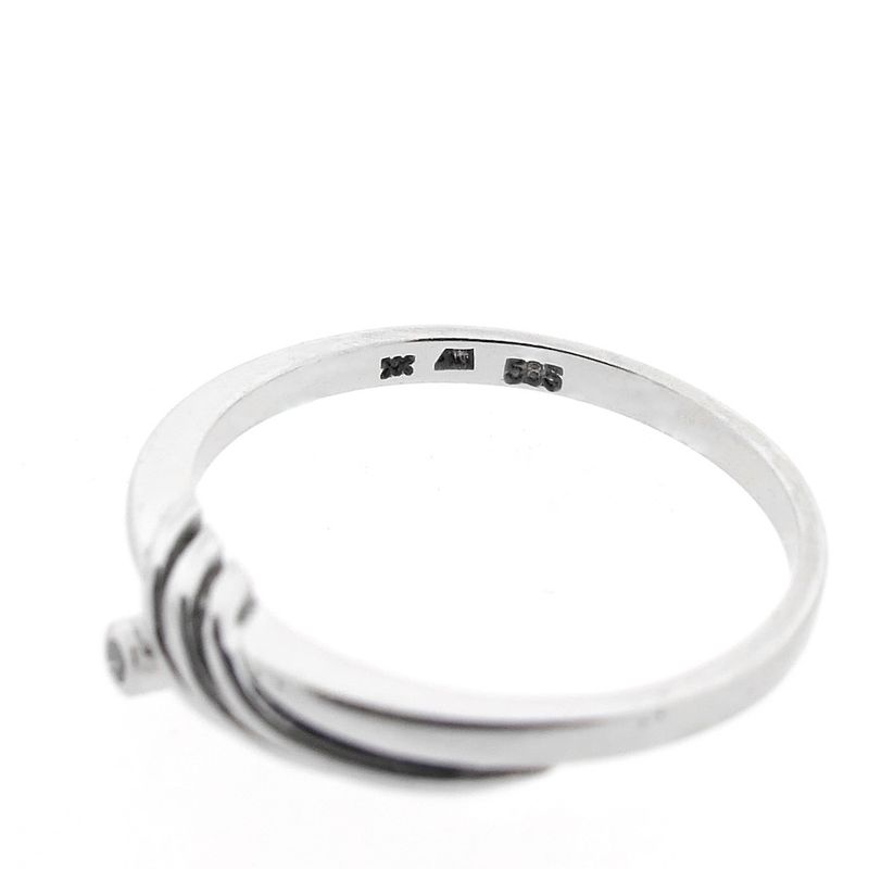 Image 4 of White gold ring with diamond 0.01 ct.