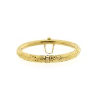 22 carat Surinamese gold bangle; size S/M