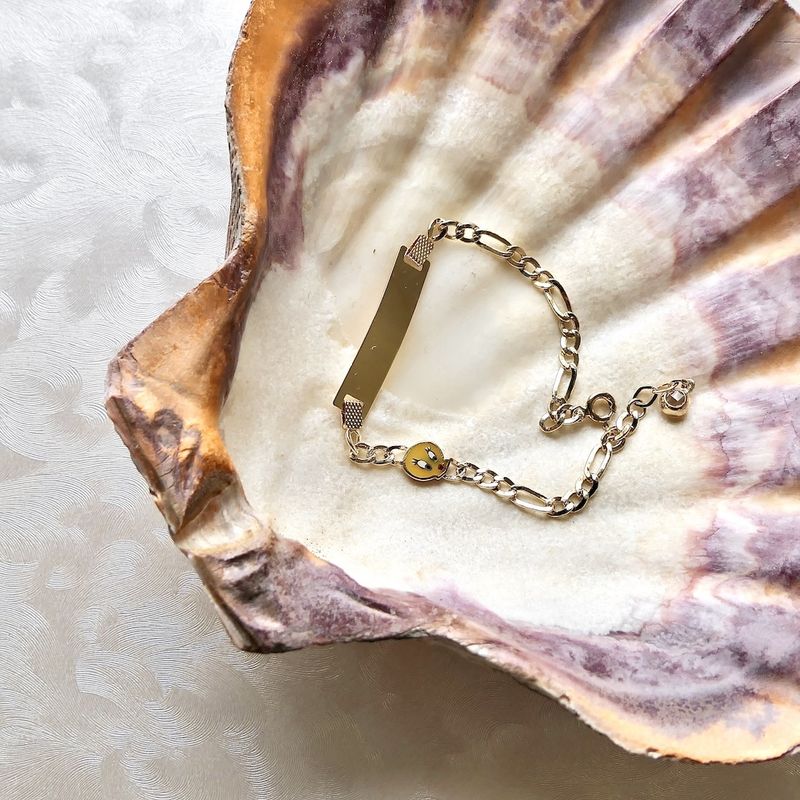 Image 4 of Gold Tweety children's bracelet with engraving plate | 16 cm