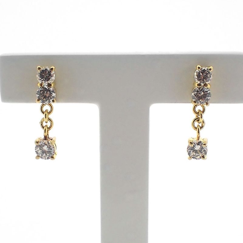 Image 1 of 22 Carat gold Oriental stud earrings with zirconia