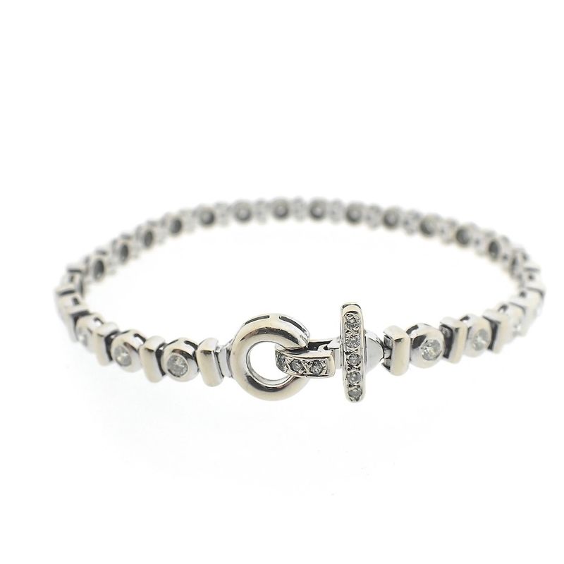 Image 9 of 18K white gold tennis bracelet with 1.23 ct. diamond | 19 cm