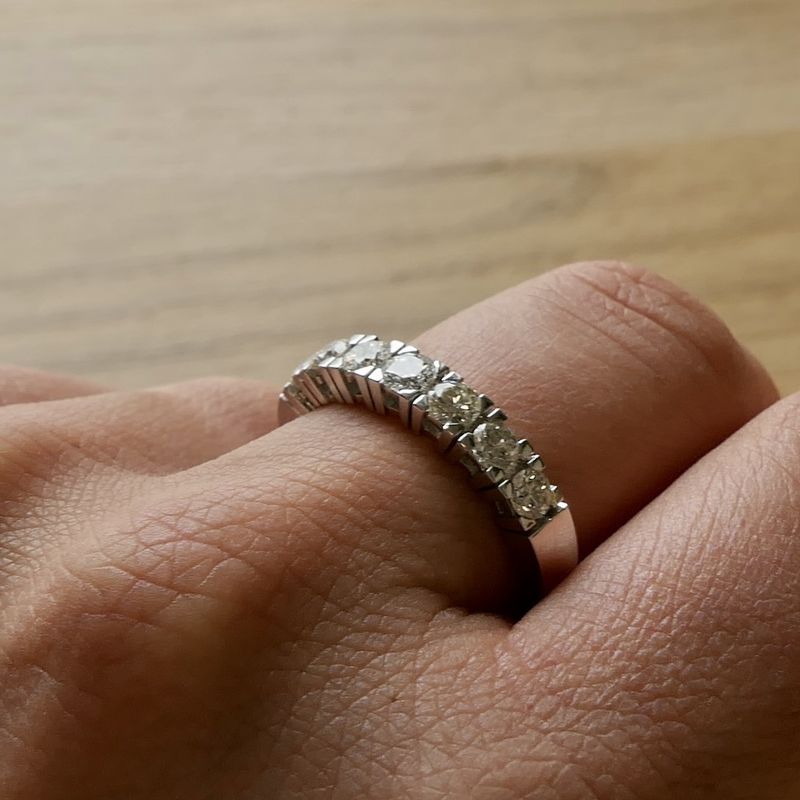 Image 2 of White gold ring with diamond | 0.94 ct.