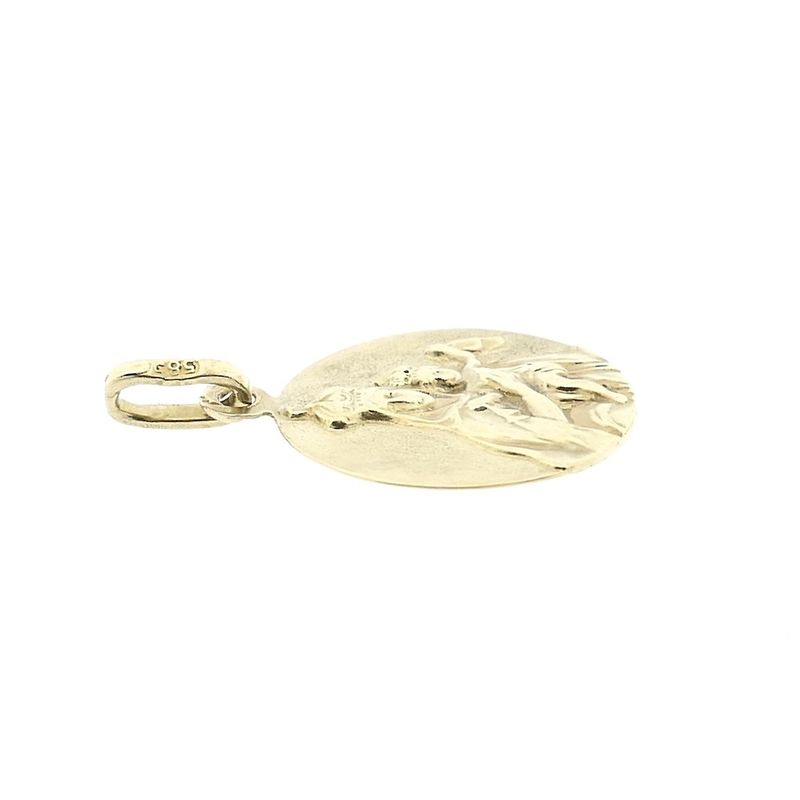 Image 9 of Gold pendant with Mary and Jesus