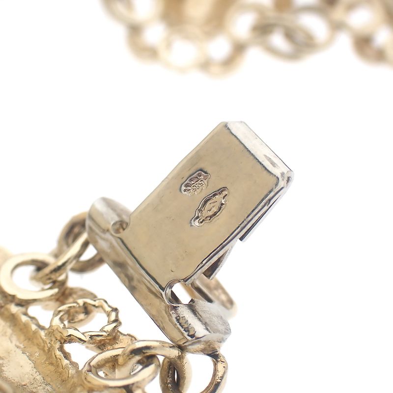 Image 6 of Vintage gold boat bracelet with garnet