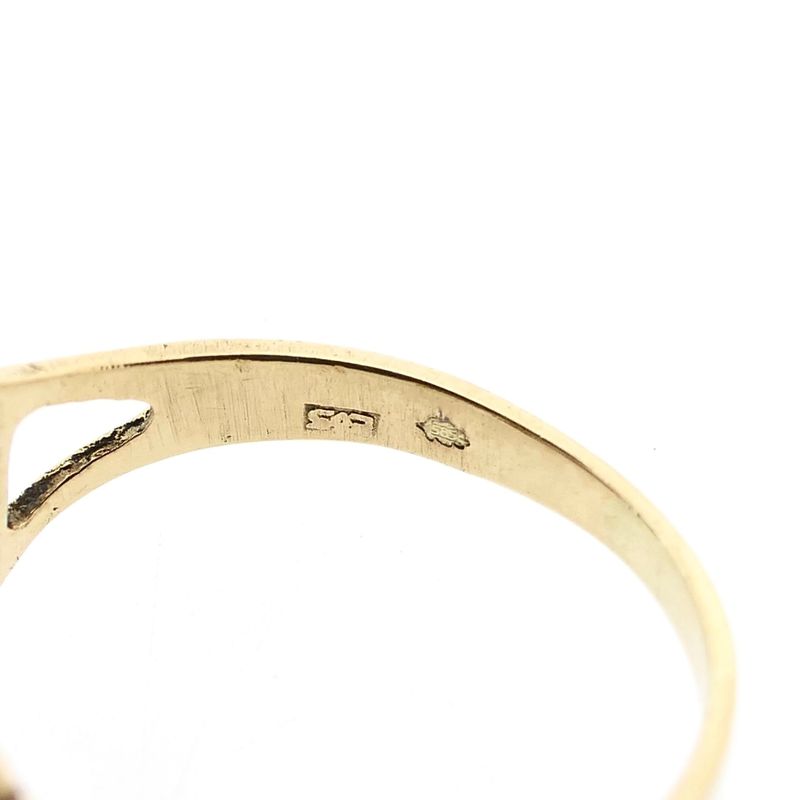 Image 6 of Gold Ring with Blood Coral