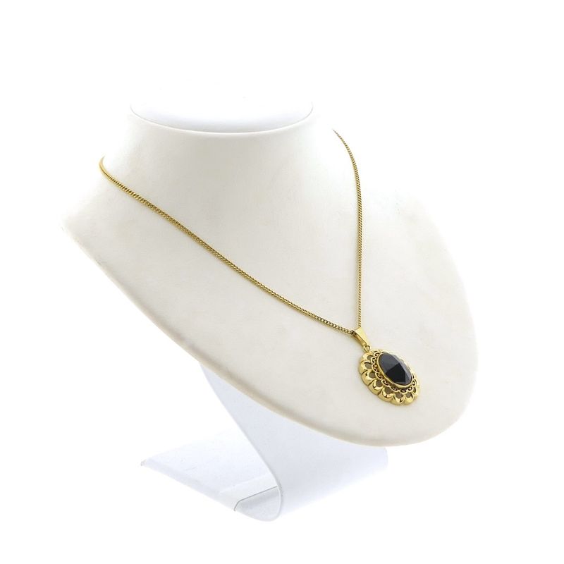 Image 3 of Vintage gold pendant with garnet