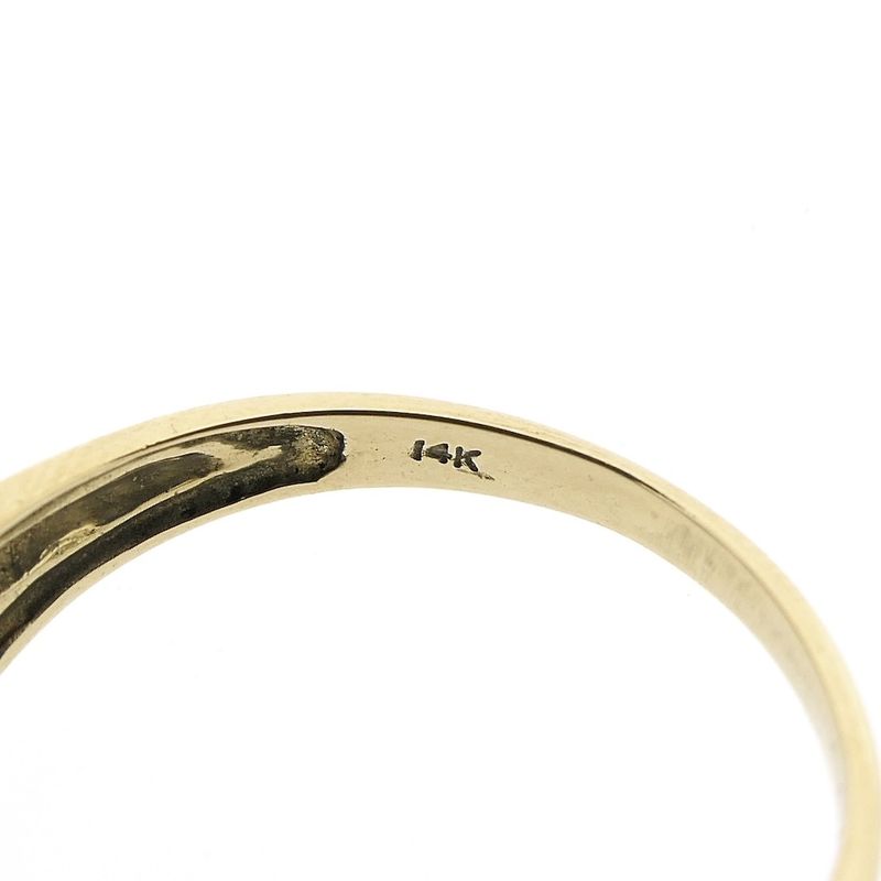 Image 7 of Gold heart ring with diamonds