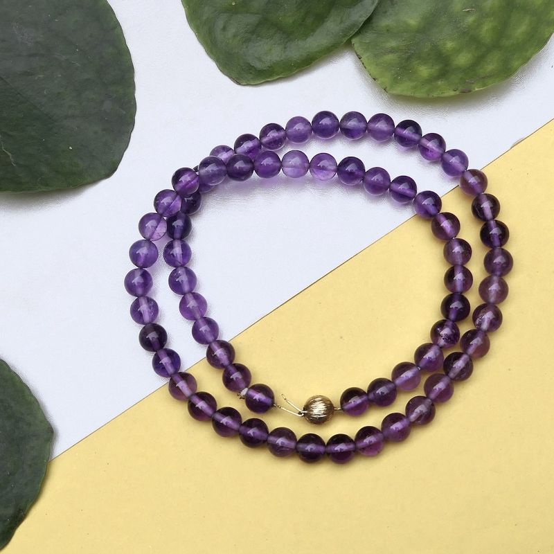 Image 2 of Amethyst bead necklace with gold clasp; Antique | 52 cm