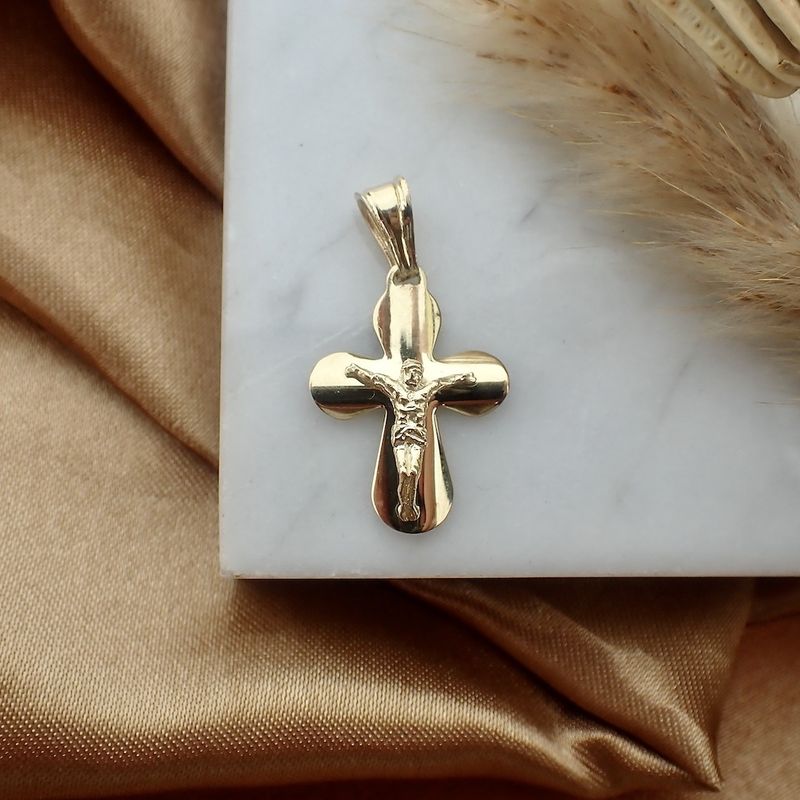 Image 2 of Gold pendant of cross with corpus