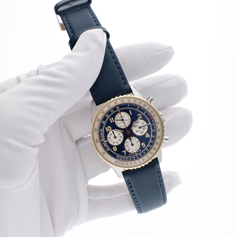 Image 10 of Breitling Navitimer Airborne; Chronograph men's watch