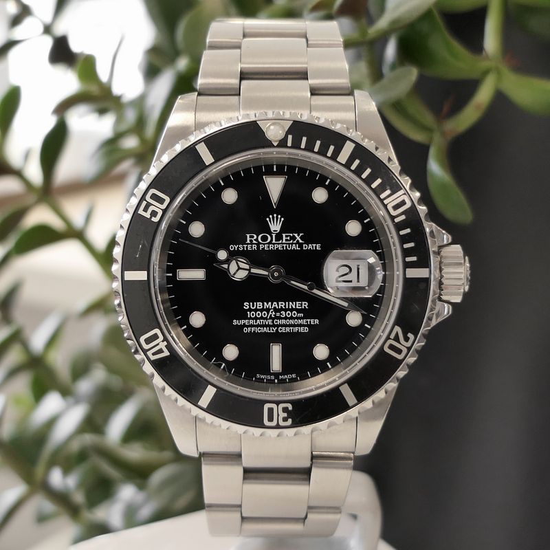 Image 5 of Rolex Submariner 16610; Men's diving watch