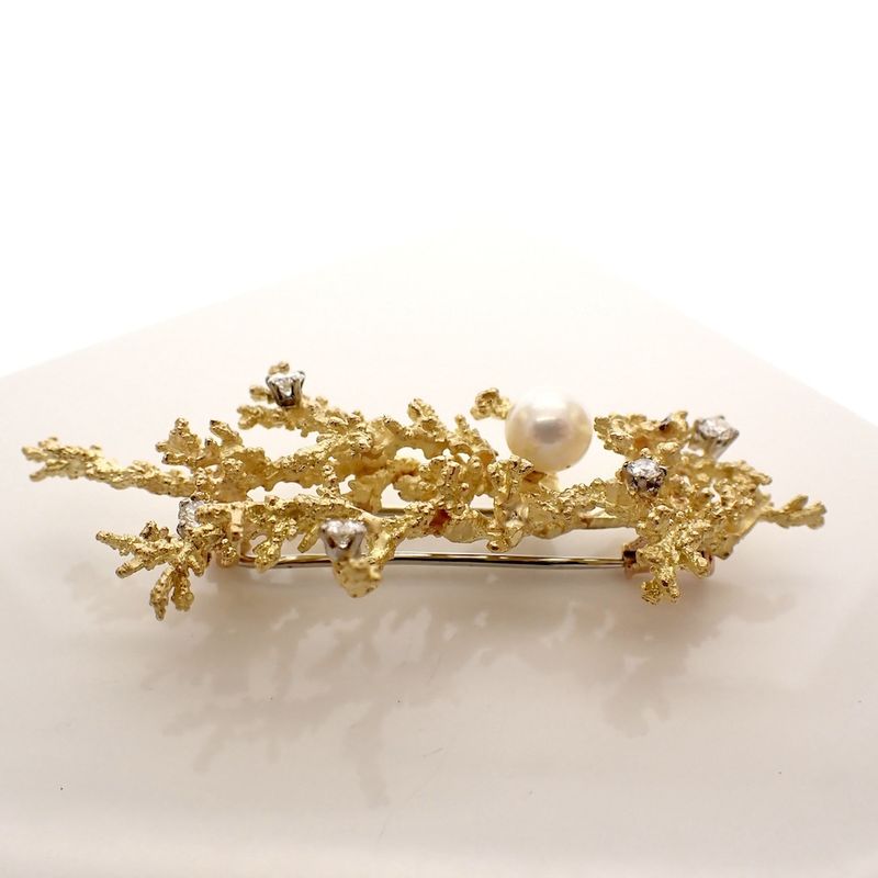 Image 2 of Antique gold brooch with a coral branch, pearl and diamonds 0.35 ct.