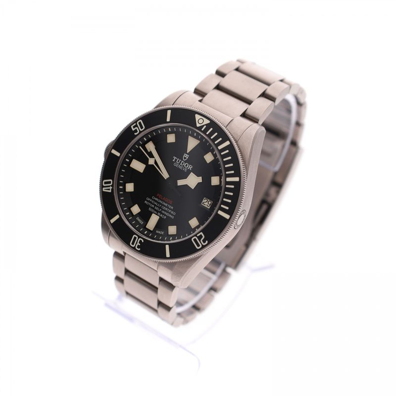 Afbeelding 3 van Tudor Black Bay LHD M25610TNL-0001; Automatisch Heren Horloge
