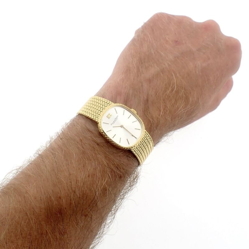 Image 15 of IWC Schaffhausen; Vintage 18-carat yellow gold men's watch