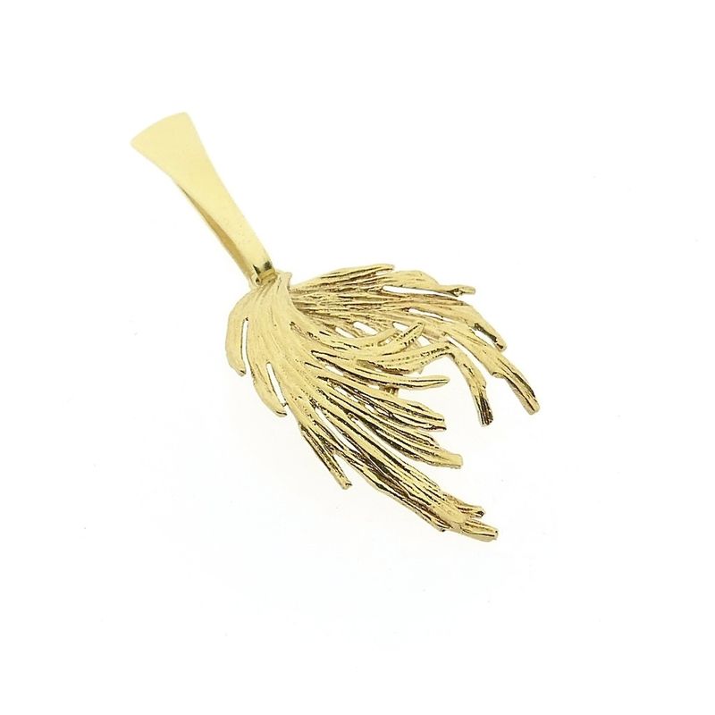 Image 5 of Gold pendant of two wings