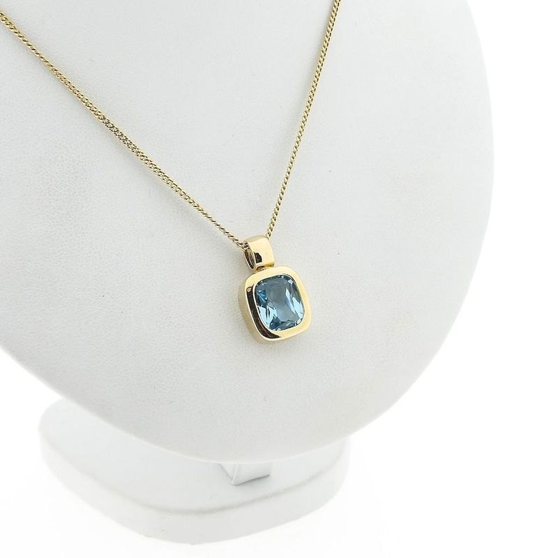 Image 7 of 8 Carat Pendant with Aquamarine