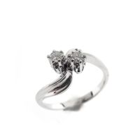18 carat white gold ring with 0.20 ct. diamonds.