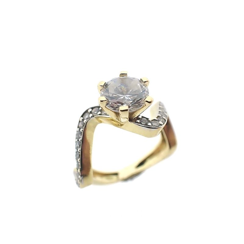 Image 1 of 18 carat gold cocktail ring set with zirconia