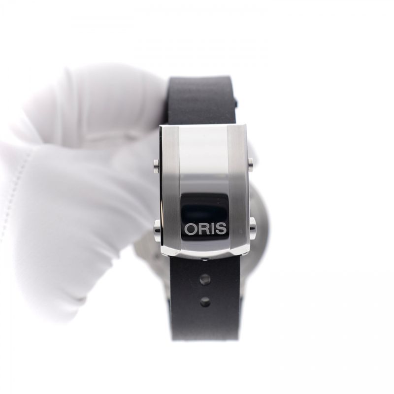 Image 10 of Oris Aquis Date 5-Days 43.5mm Automatic Watch