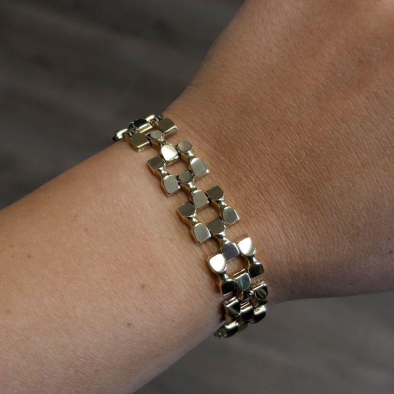 Image 5 of Gold Bismarck link bracelet