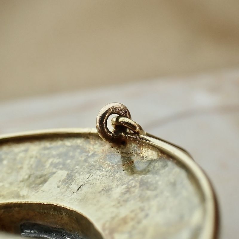 Image 8 of Gold brooch/pendant with cameo