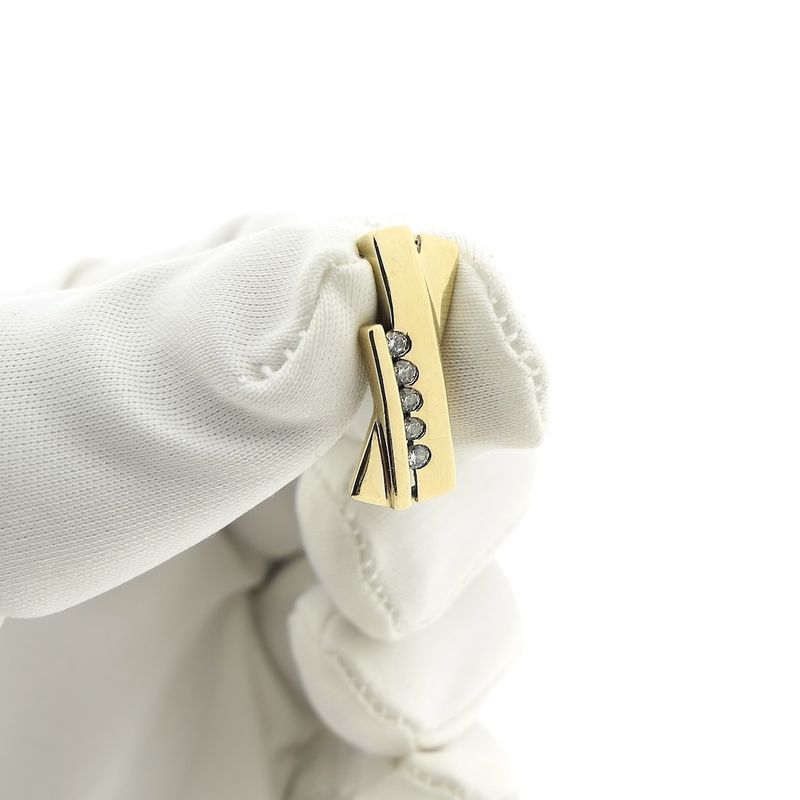 Image 10 of Gold pendant with zirconia