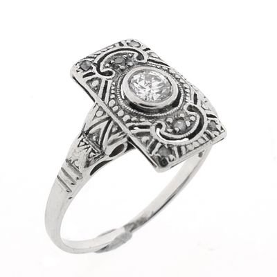 White gold art deco ring with diamond | 0.20 ct. Image 1 of White gold art deco ring with diamond | 0.20 ct.