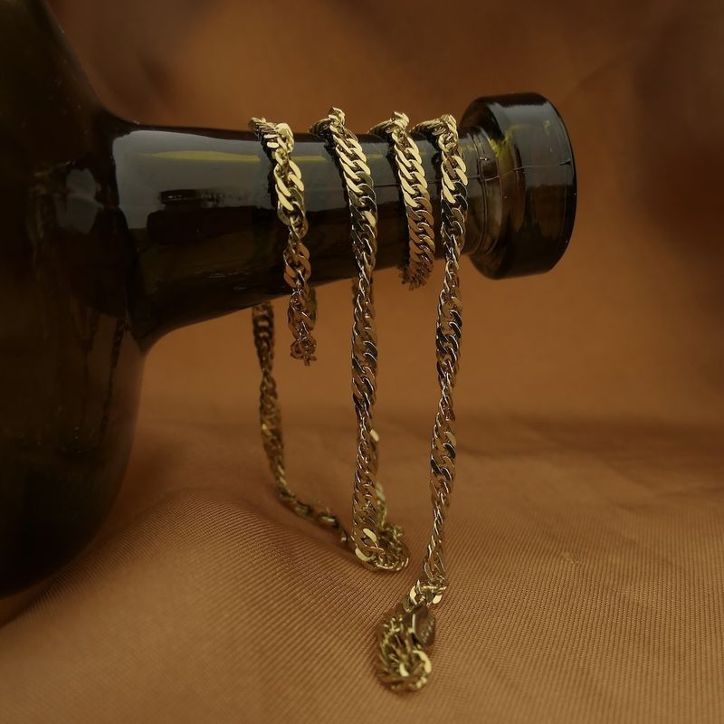 Image 9 of Gold twisted gourmet link chain