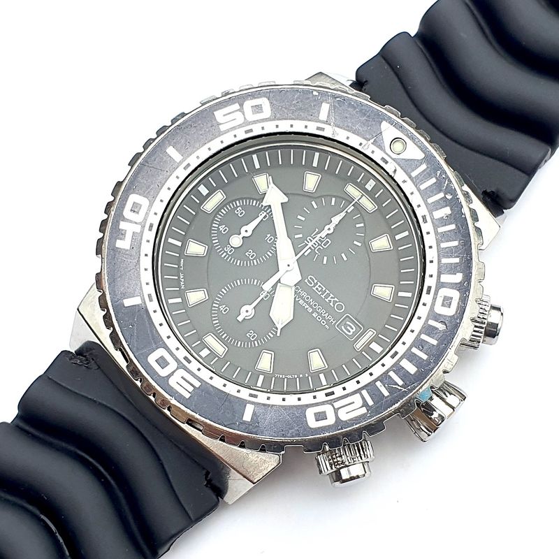 Image 3 of Seiko Scuba; Semi-vintage Chronograph men's watch