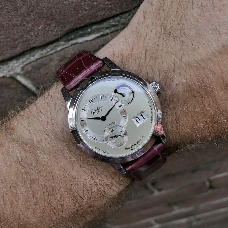 Image 21 of Glashütte Original PanoMaticReserve; Automatic men's watch