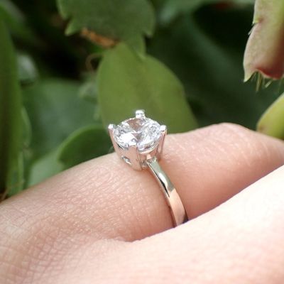 Image 2 of White gold solitaire ring with zirconia
