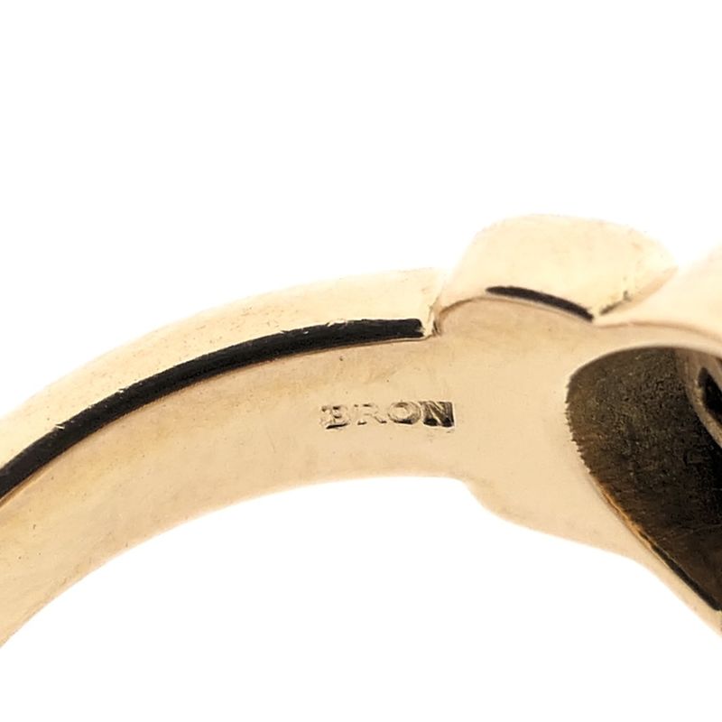 Image 8 of 18K rose gold ring with onyx | Source