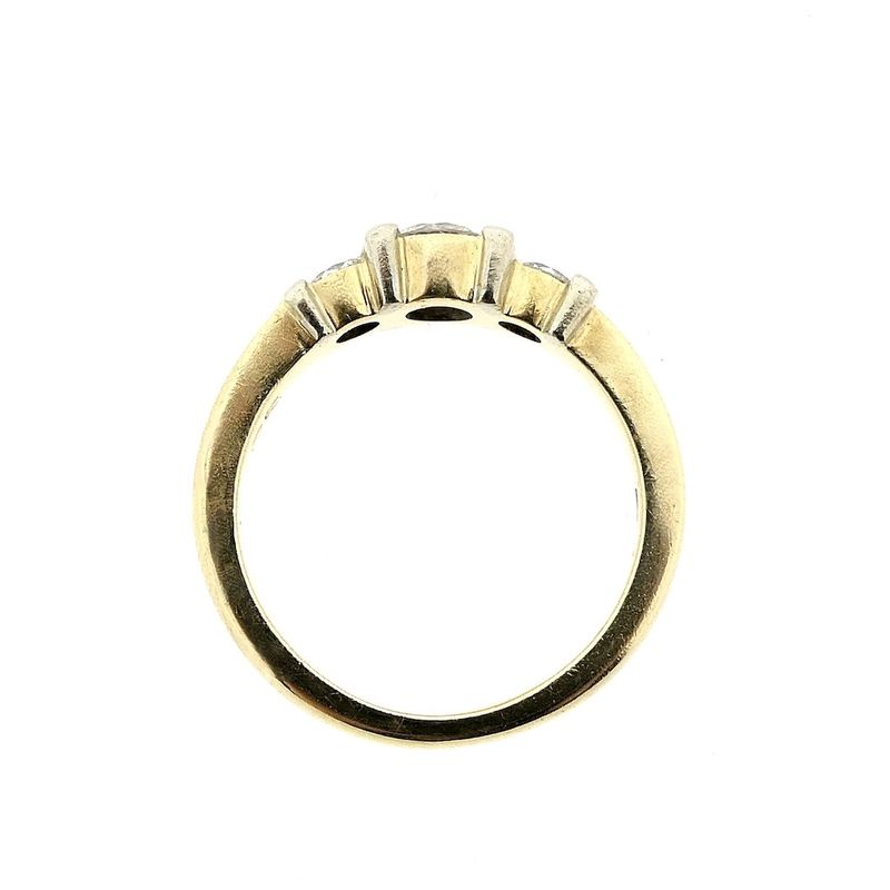 Image 8 of Gold ring with diamond | 0.32 ct.
