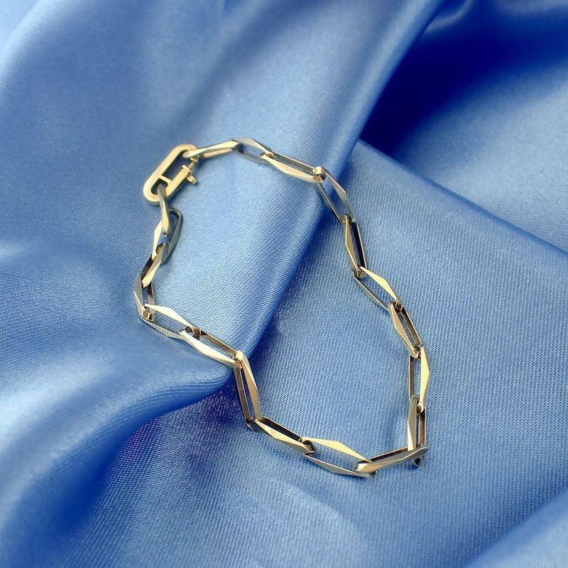 Image 6 of Gold closed forever link bracelet | 19.5 cm