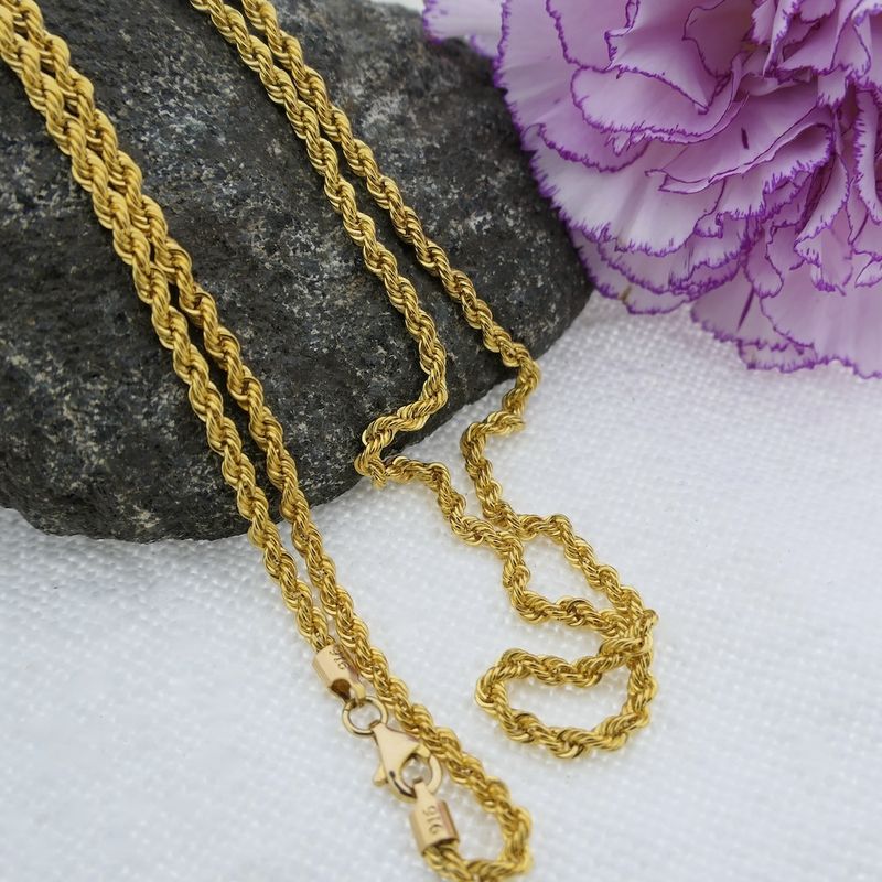 Image 2 of 22 carat gold twisted link chain | 61.5 cm
