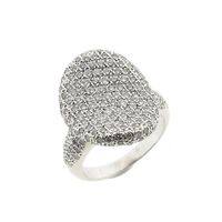 White gold pavé ring with diamonds; Approx. 0.90 ct.
