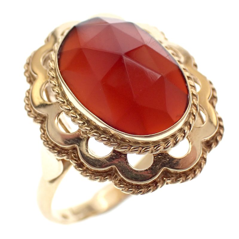 Image 1 of Vintage gold ring with carnelian