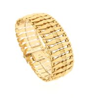 Gold wide link bracelet