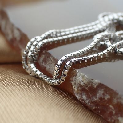 Image 2 of White gold Venetian necklace | 42 cm