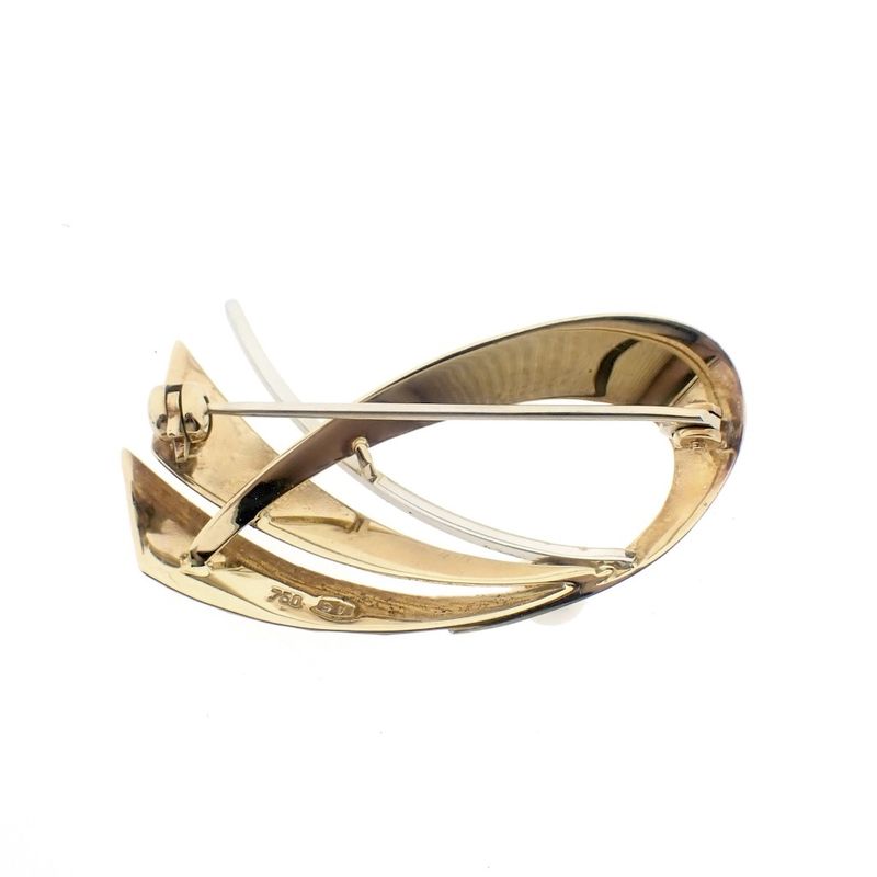 Image 3 of Two-tone gold brooch with pearl