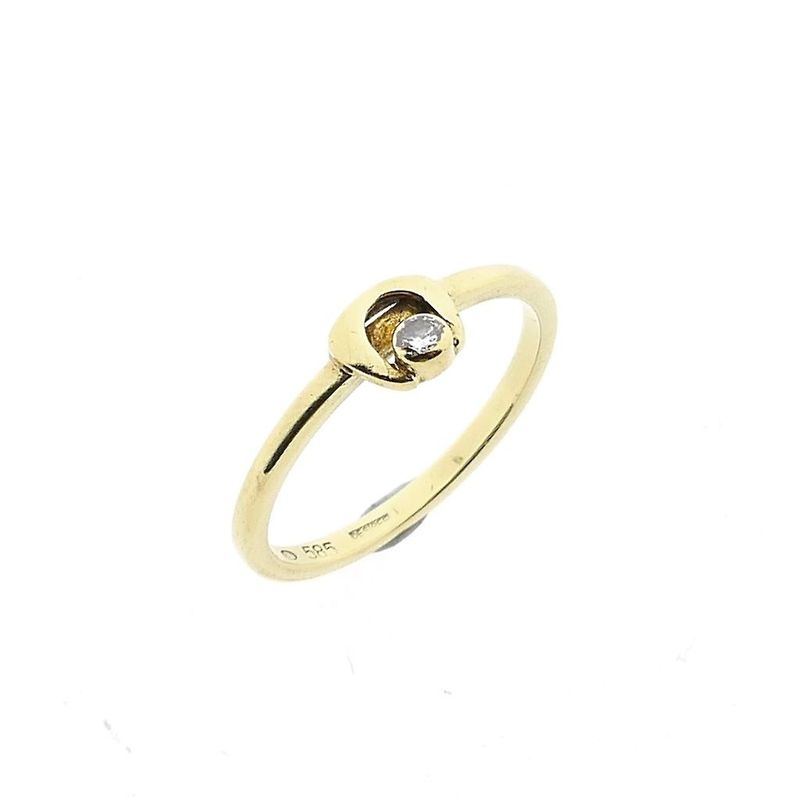 Image 1 of Gold ring with diamond; 0.05 ct.